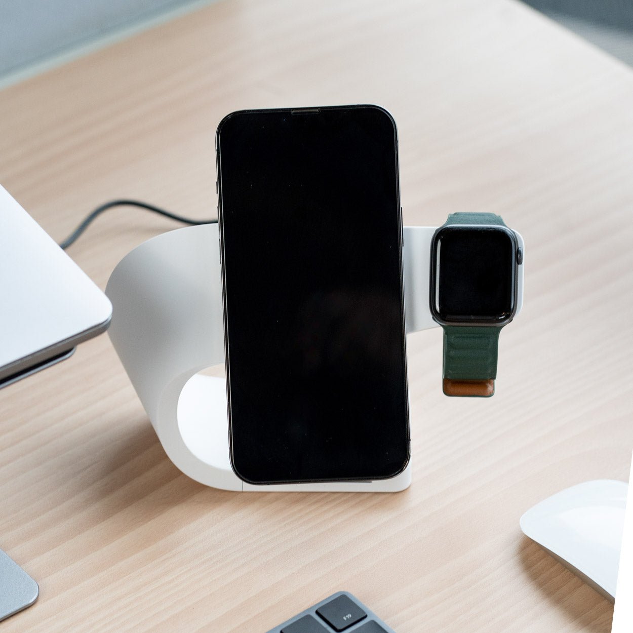 Simpli 3-in-1 Wireless Charging Station - Modern Standard