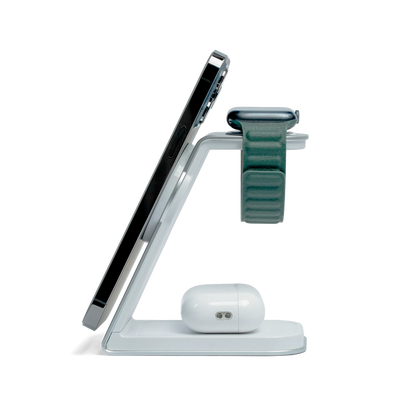 MAGNITIS aluminum charging dock with iPhone Apple Watch AirPods space white 3-in-1 MagSafe
