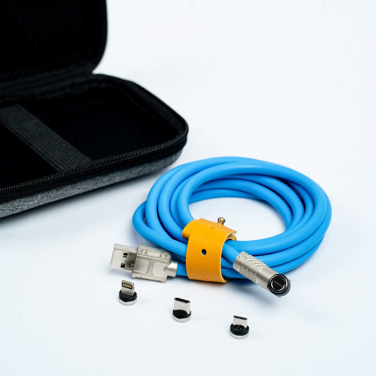 Flexible and Durable Luna Magnetic Cable for Various Devices